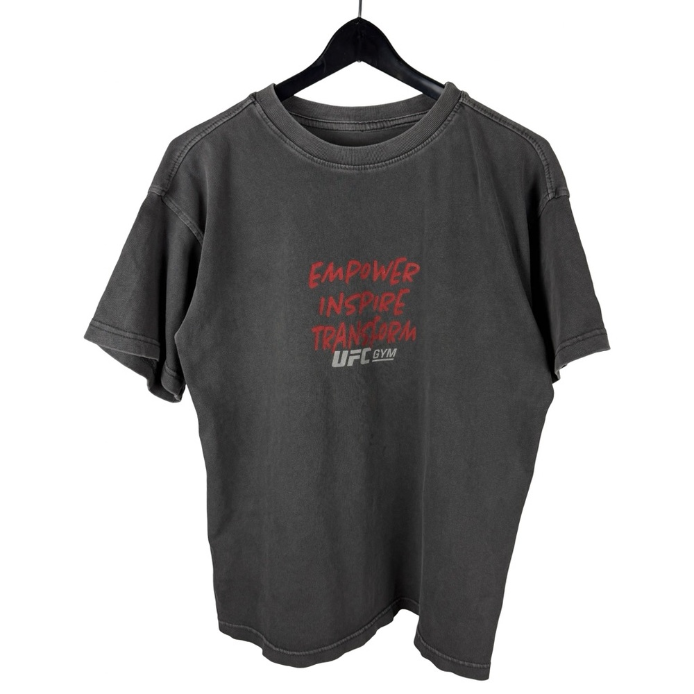 Mens UFC Gym Empower Inspire Transform Athletic Attire Grey Shirt Size M